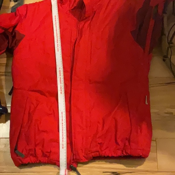 Red Burton Snowboard jacket, women’s Size M - Picture 14 of 15